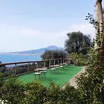 Corte Degli Ulivi * 비코에쿠엔세