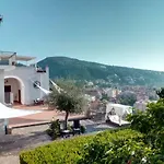 Corte Degli Ulivi 비코에쿠엔세